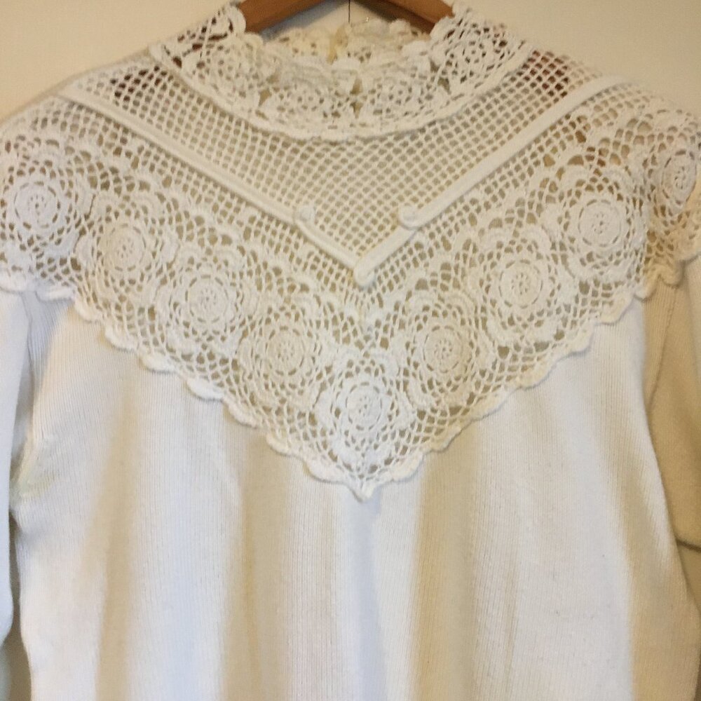 Vintage 90s Jessica 100% Cotton Mock Neck Lace Cottagecore Sweater Size 38 - Picture 2 of 13